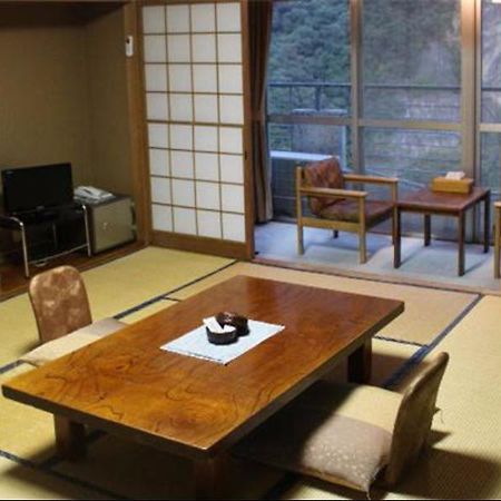 Oigami Onsen Kanzanso Numata  Екстер'єр фото